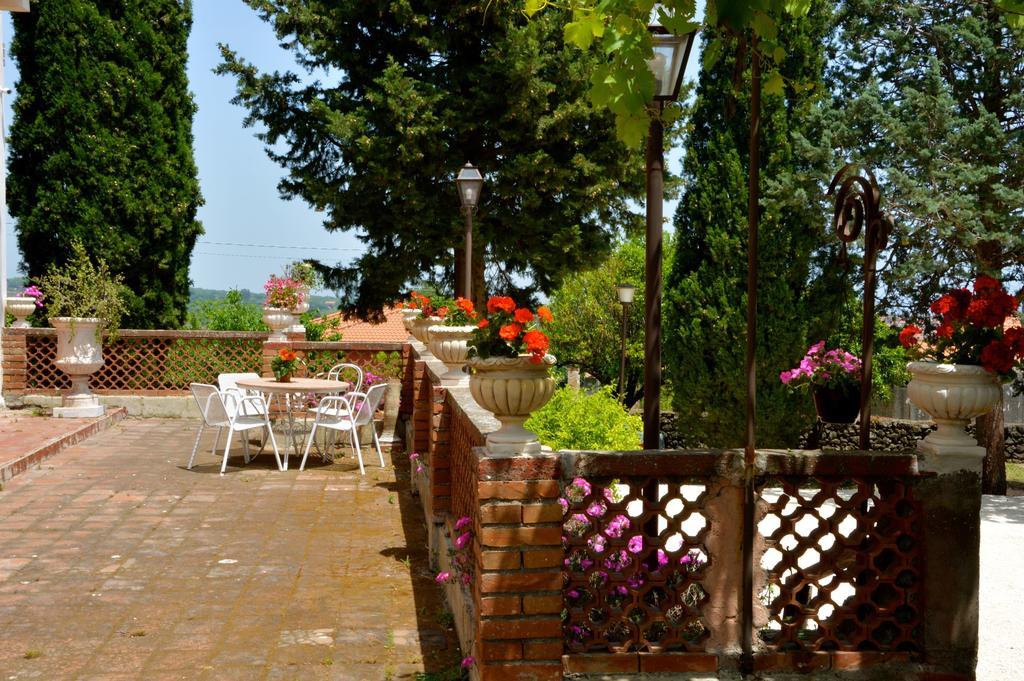 Villa Bonaccorso - Antica E Maestosa Villa Con Piscina Ai Piedi Dell'Etna Виагранде Номер фото