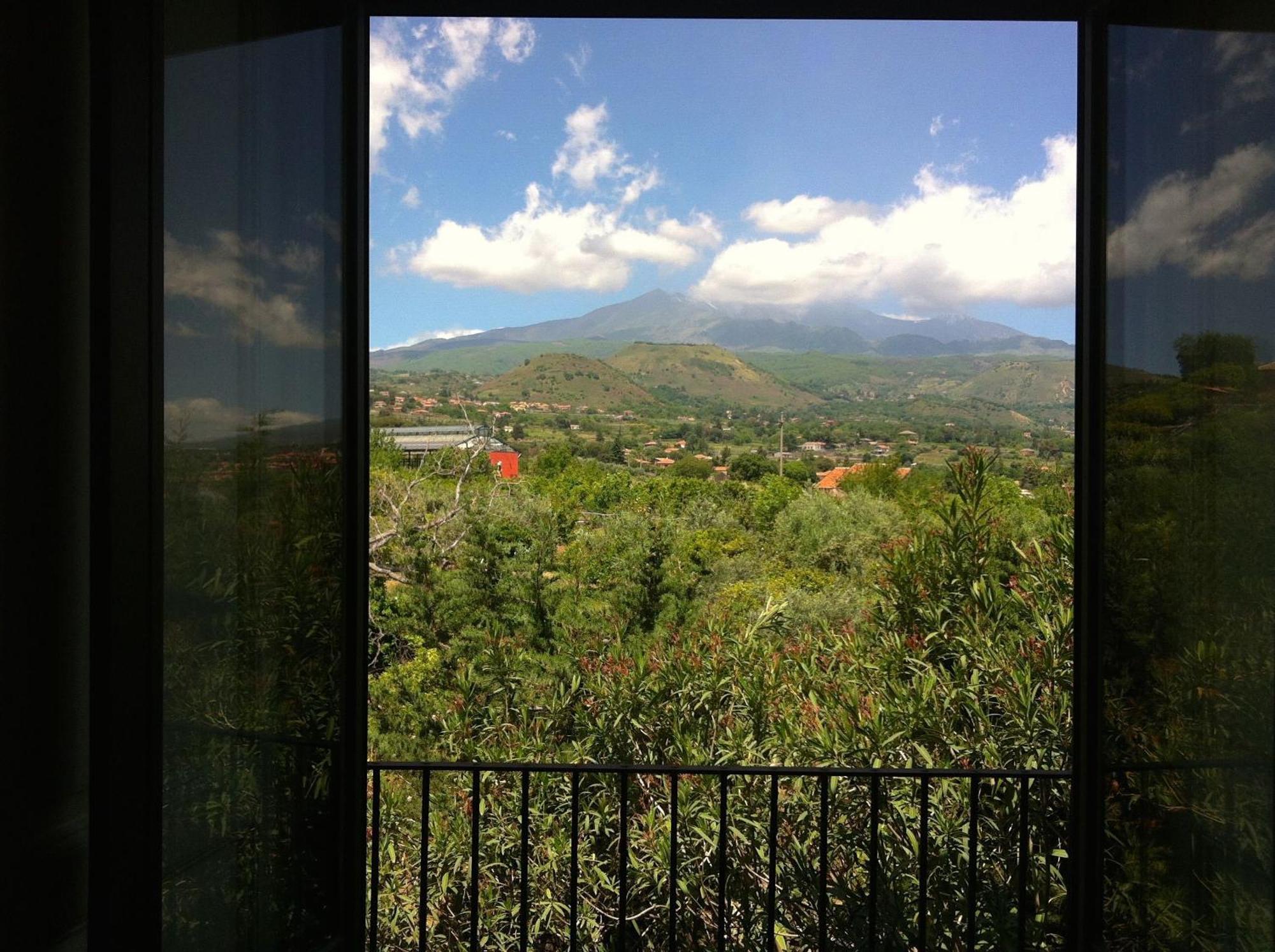 Villa Bonaccorso - Antica E Maestosa Villa Con Piscina Ai Piedi Dell'Etna Виагранде Номер фото