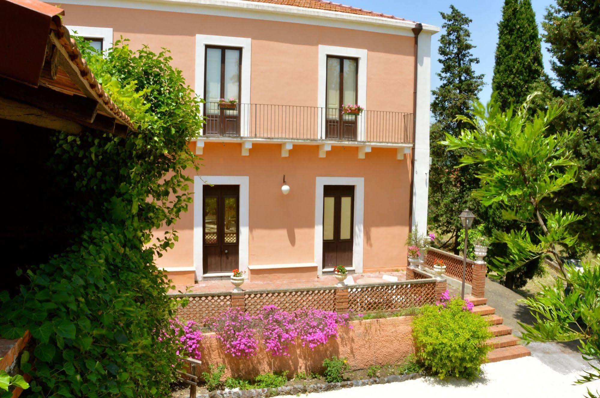 Villa Bonaccorso - Antica E Maestosa Villa Con Piscina Ai Piedi Dell'Etna Виагранде Экстерьер фото